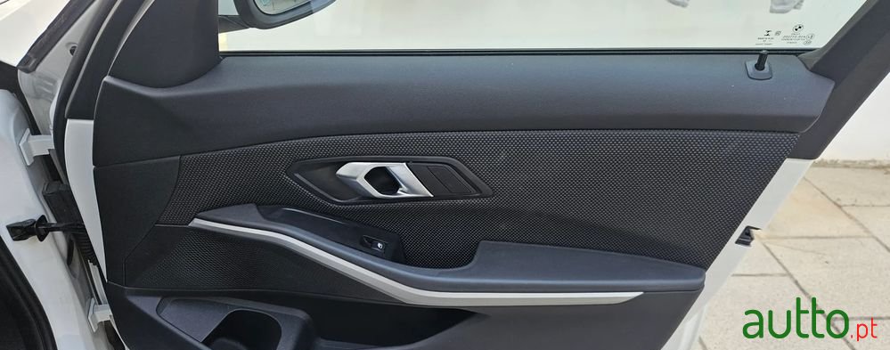 2019' BMW Série 3 E Touring Auto photo #5