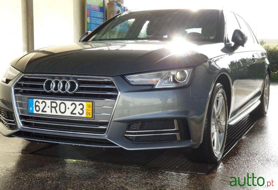 2016' Audi A4 Avant photo #1
