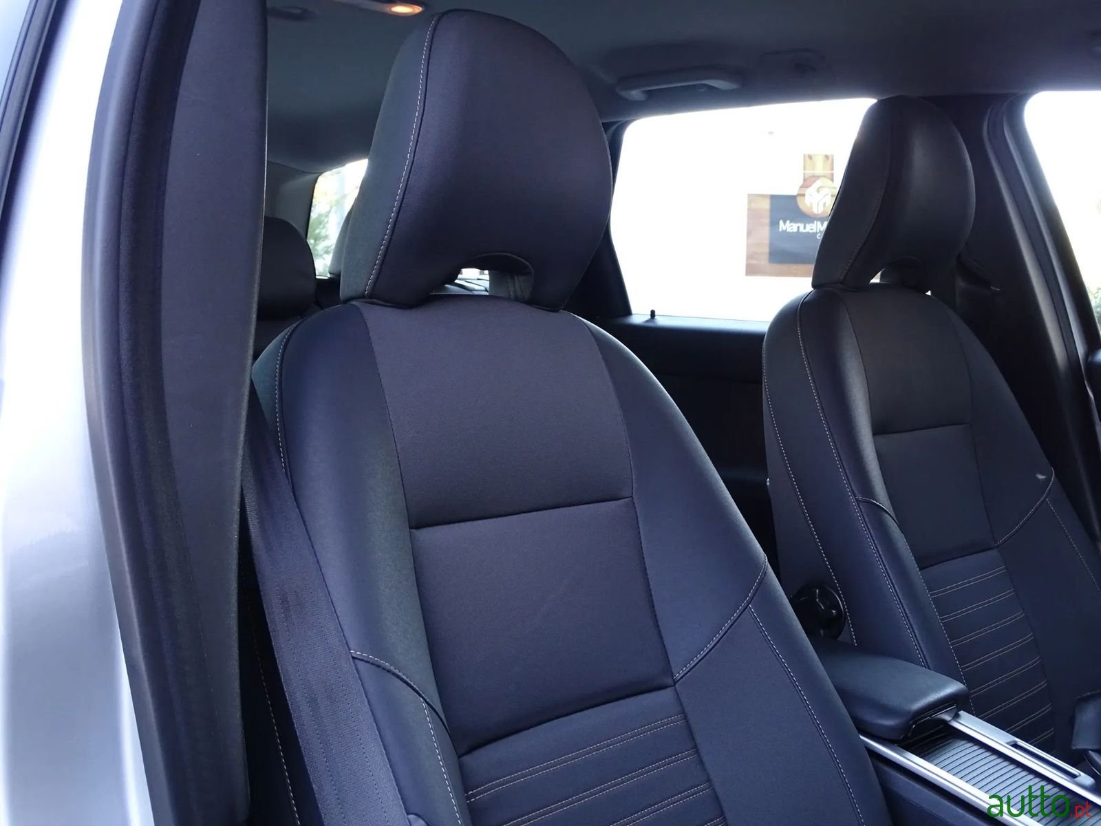 2010' Volvo V50 photo #6