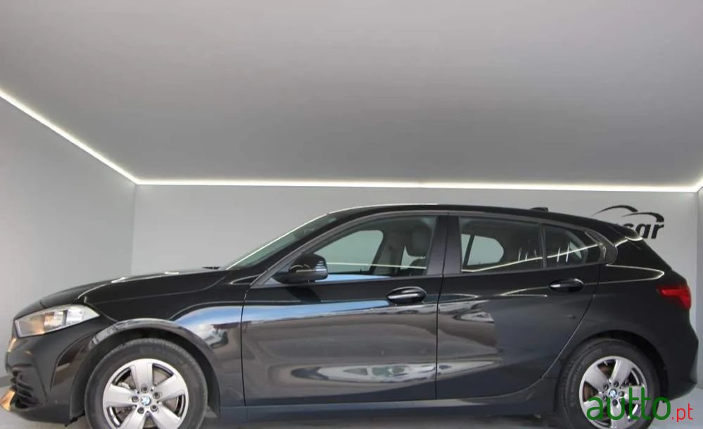 2020' BMW 116 D photo #3