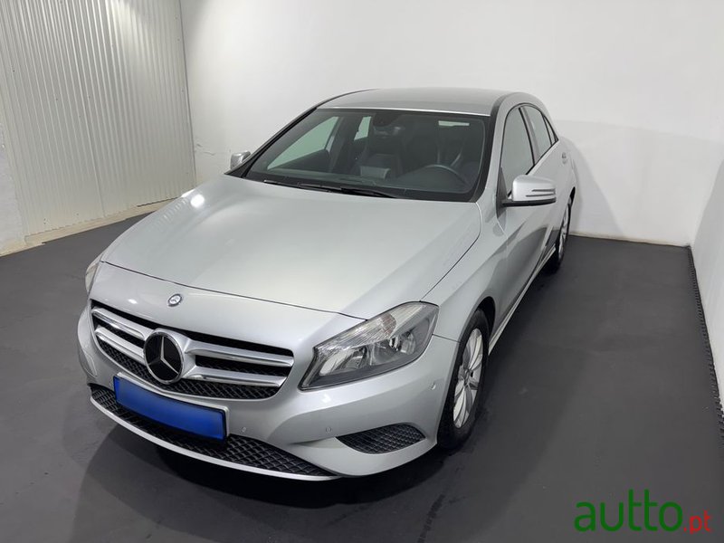 2014' Mercedes-Benz Classe A Cdi Be Urban Aut. photo #5