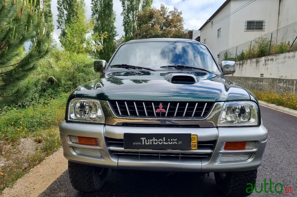 2001' Mitsubishi L200 photo #3