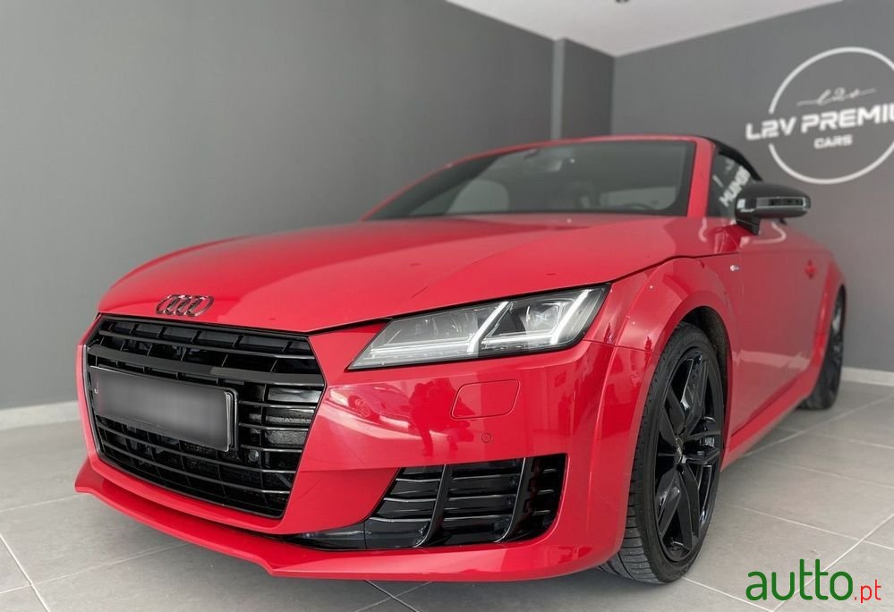 2017' Audi TT Roadster photo #3