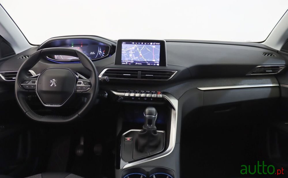 2019' Peugeot 3008 photo #6