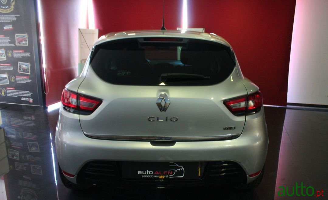 2017' Renault Clio photo #3