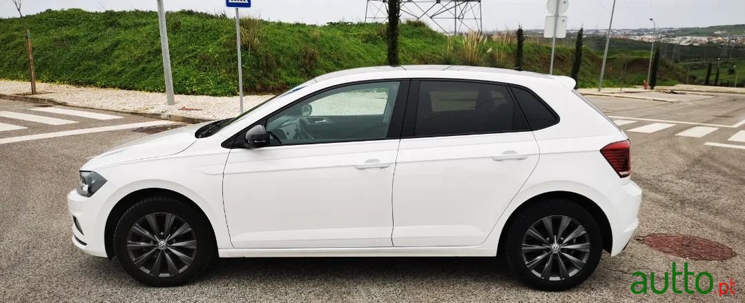 2020' Volkswagen Polo photo #2