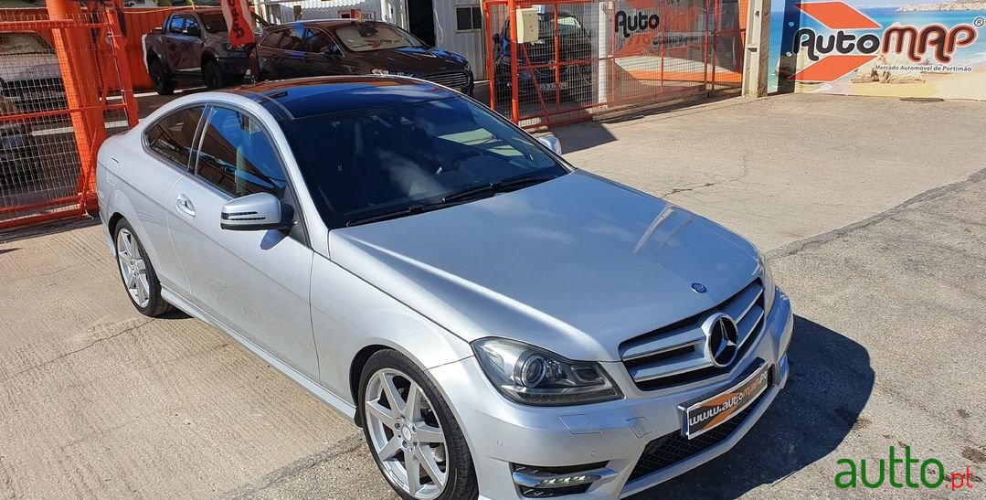 2015' Mercedes-Benz C-220 photo #4