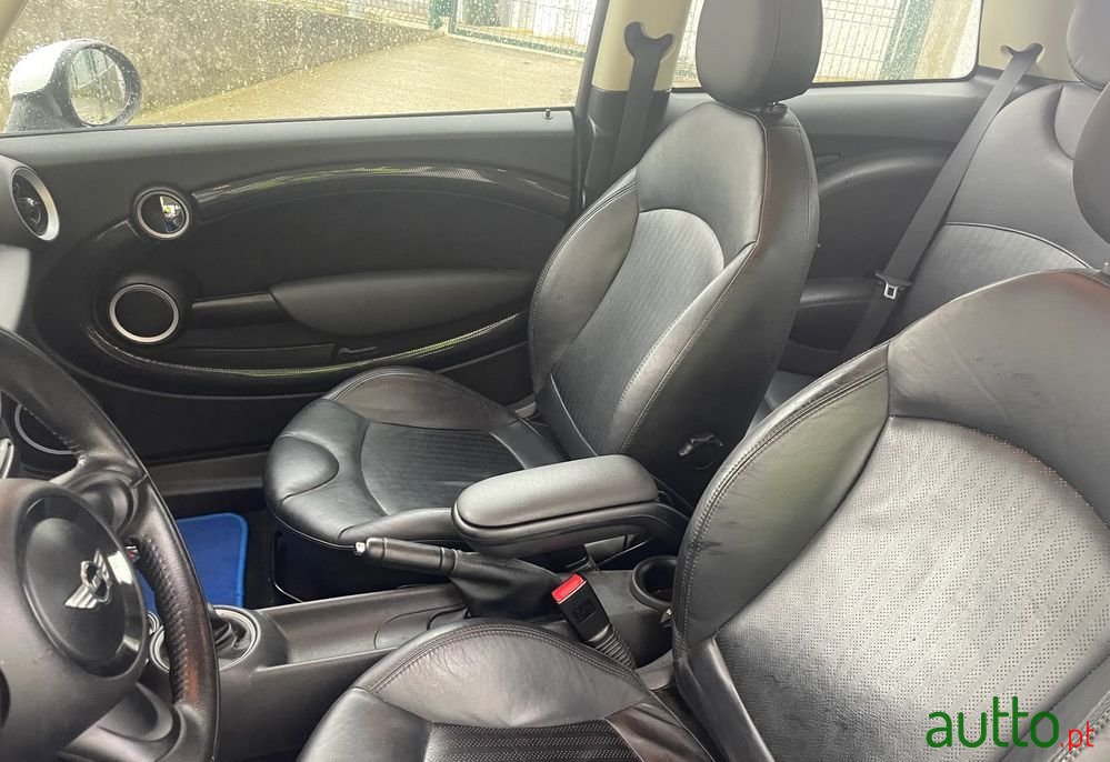 2012' MINI Cooper S Auto photo #6