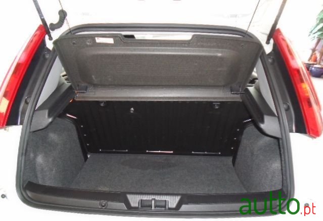 2018' Fiat Punto photo #5