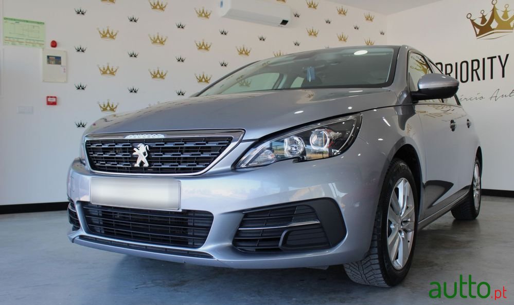 2018' Peugeot 308 photo #1