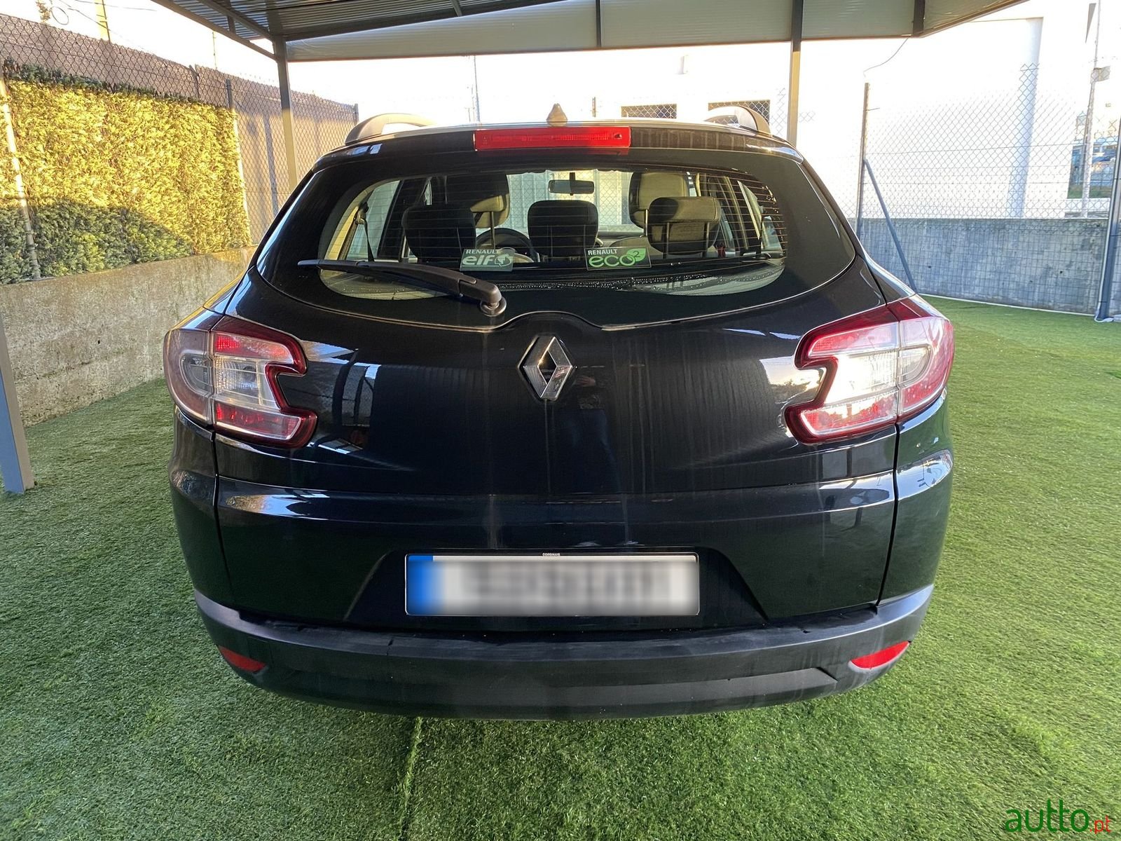 2013' Renault Megane Sport Tourer photo #5