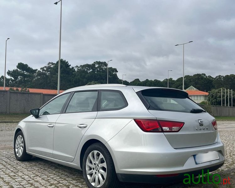 2015' SEAT Leon St photo #3