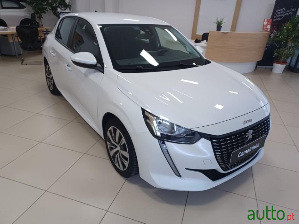 2019' Peugeot 208 photo #1