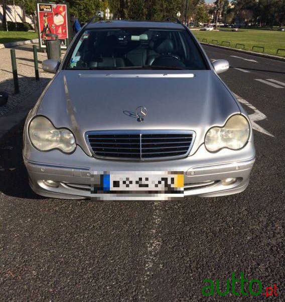 2004' Mercedes-Benz C 220 Cdi Avantgarde Aut. photo #2