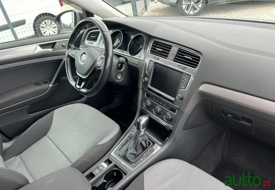 2015' Volkswagen e-Golf Ac/Dc photo #5