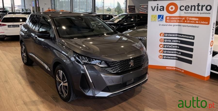 2022' Peugeot 3008 photo #3