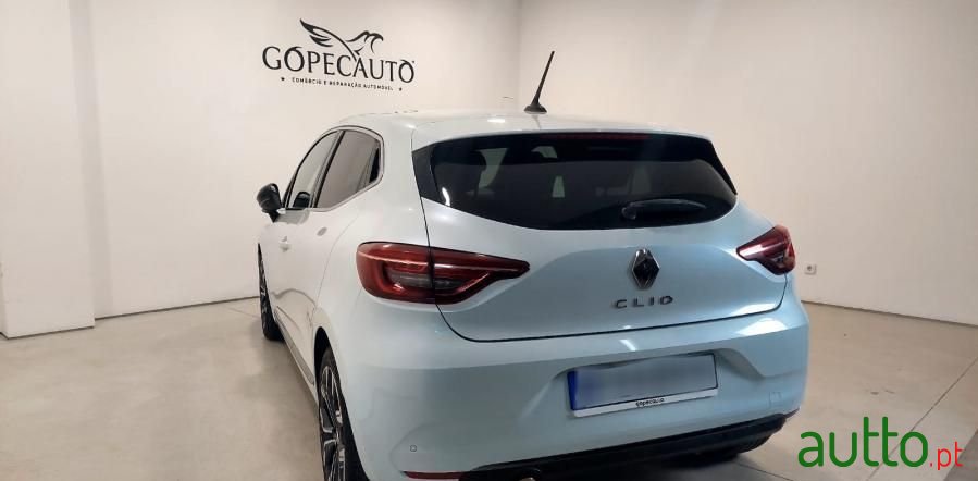 2021' Renault Clio photo #5