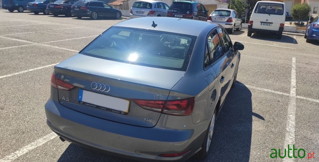 2015' Audi A3 Limousine photo #3