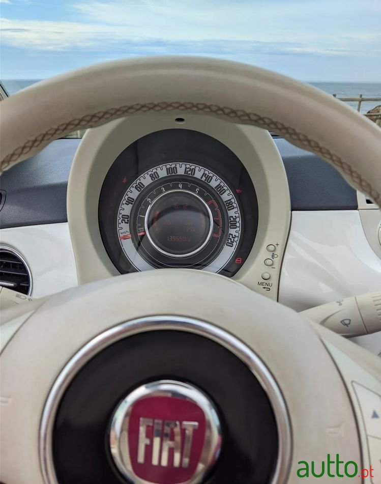 2014' Fiat 500C photo #2