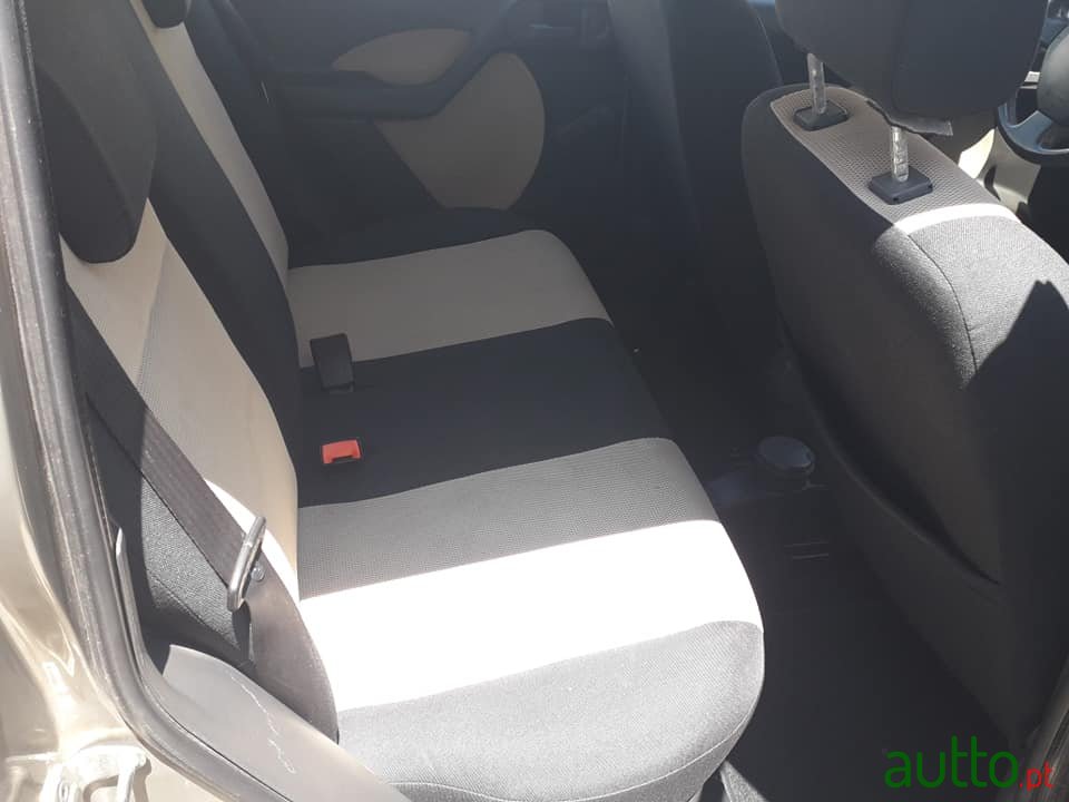 2010' Fiat Panda photo #6