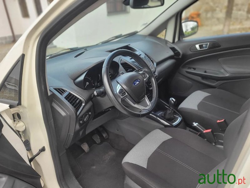 2014' Ford EcoSport photo #4