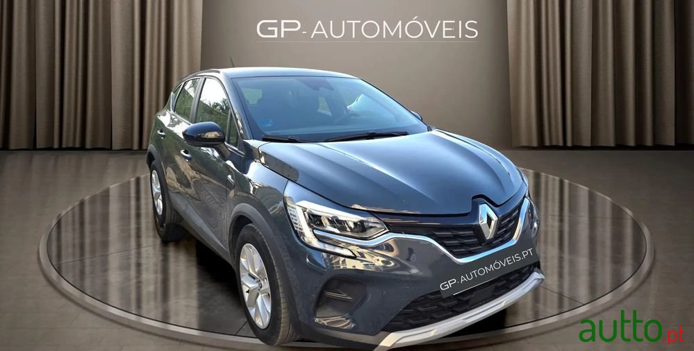2022' Renault Captur photo #2