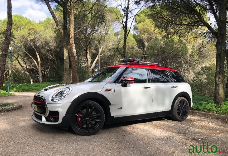 2017' MINI John Cooper Works photo #2