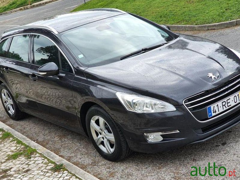 2012' Peugeot 508 Sw photo #2