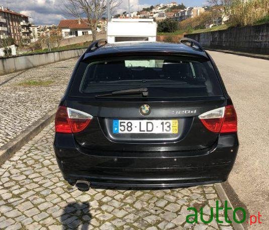 2007' BMW 320 D Touring photo #5