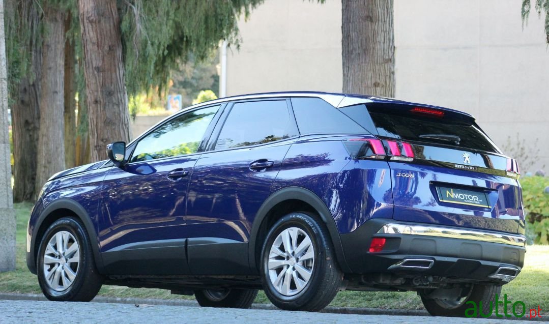 2018' Peugeot 3008 photo #2