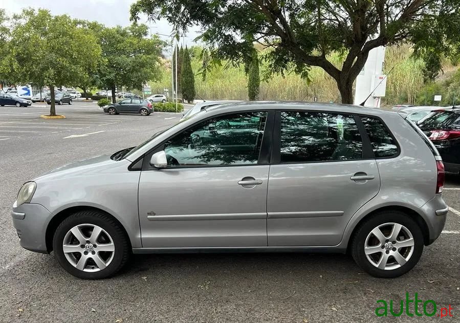 2008' Volkswagen Polo photo #2