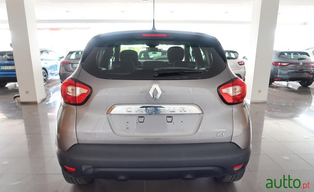 2014' Renault Captur photo #5