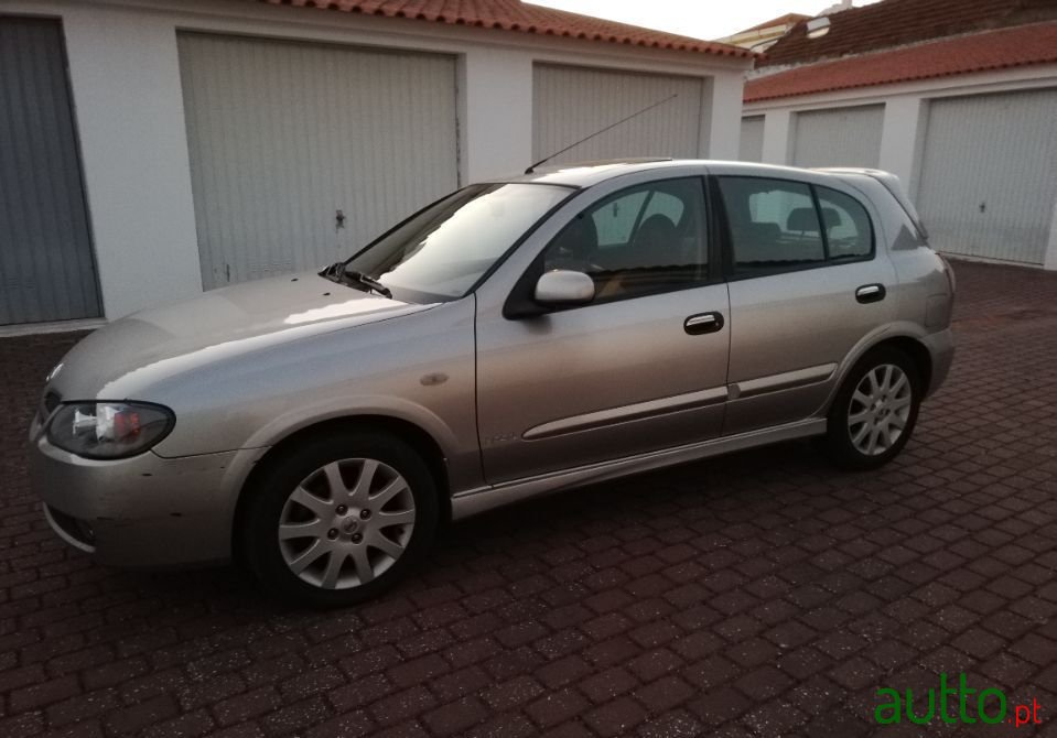 2005' Nissan Almera Sport photo #1