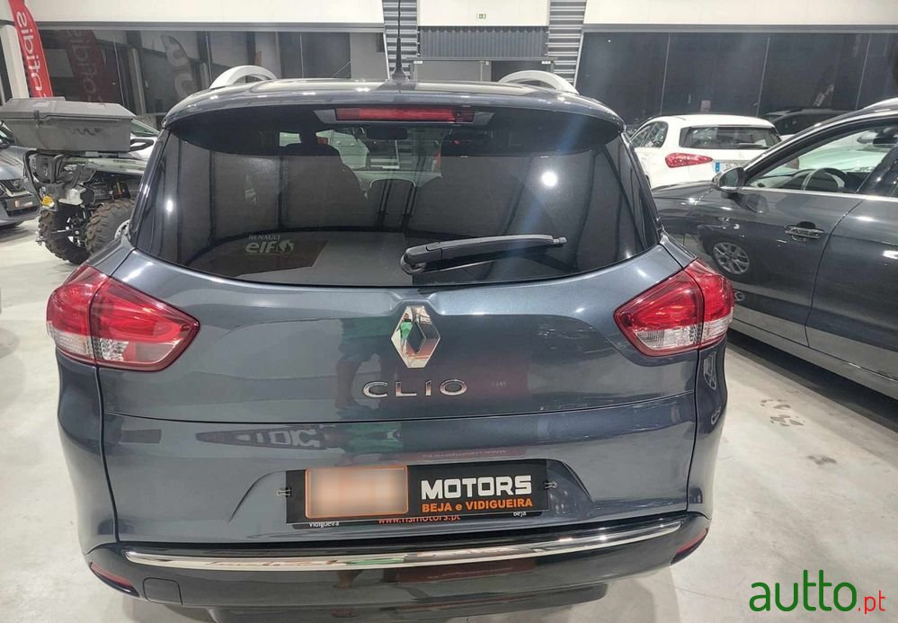 2019' Renault Clio Sport Tourer photo #4