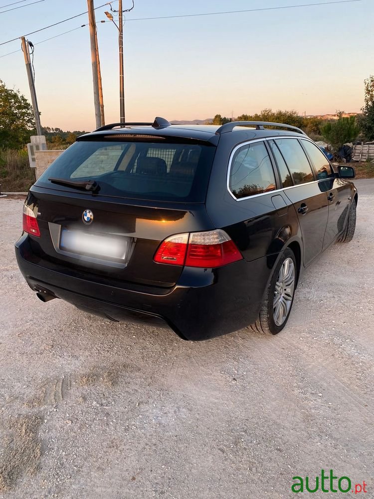 2007' BMW Série 5 Da Touring photo #4