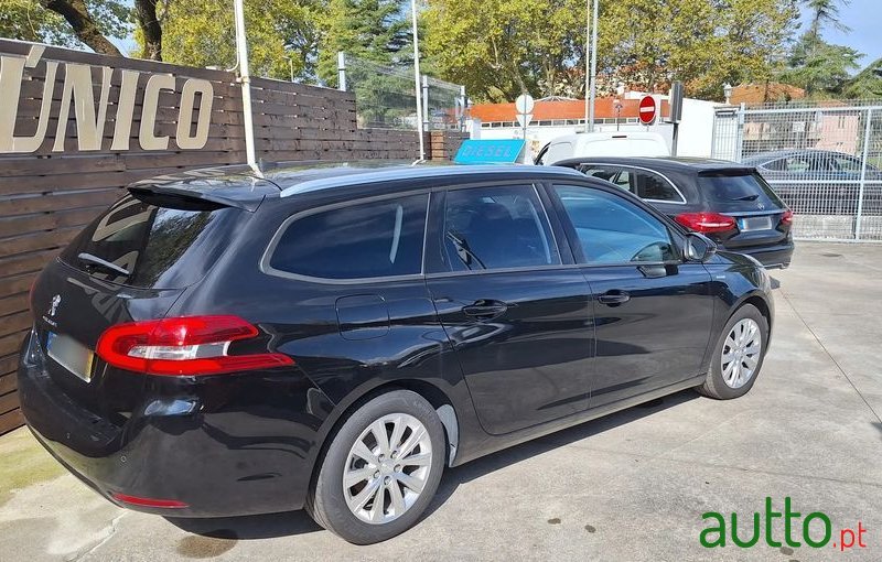 2019' Peugeot 308 Sw photo #4