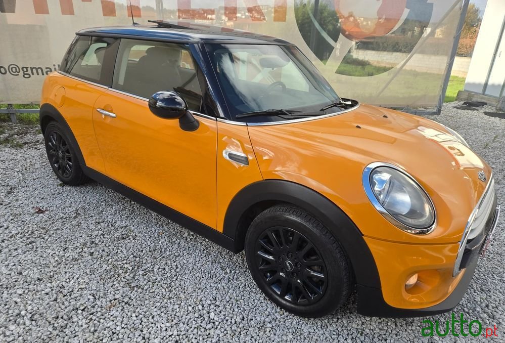 2014' MINI Cooper D 3 Portas photo #1