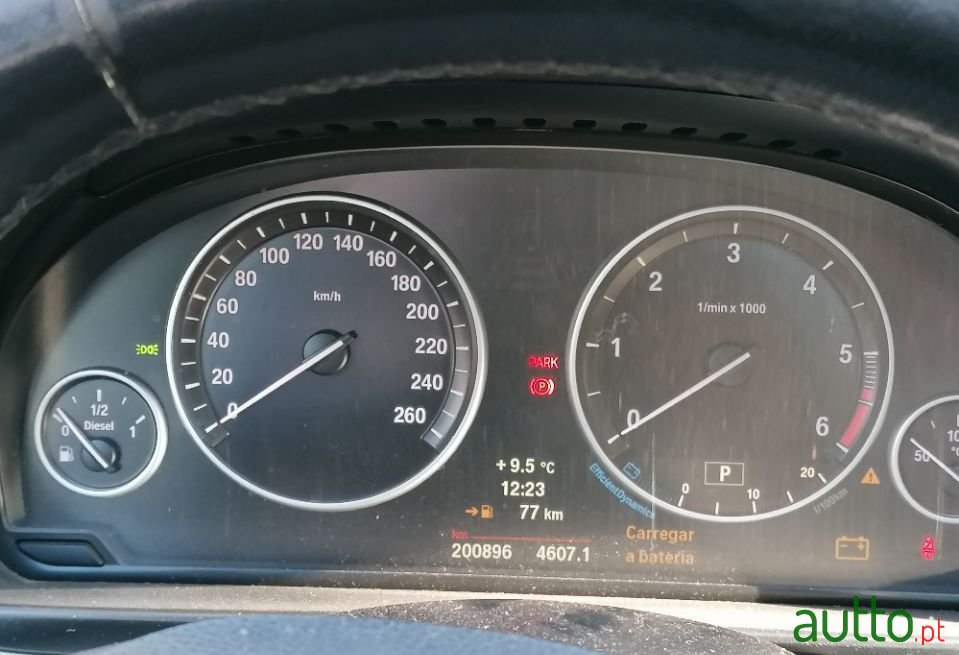 2014' BMW 520 photo #6