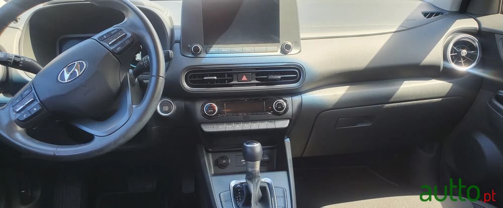 2021' Hyundai Kauai photo #3