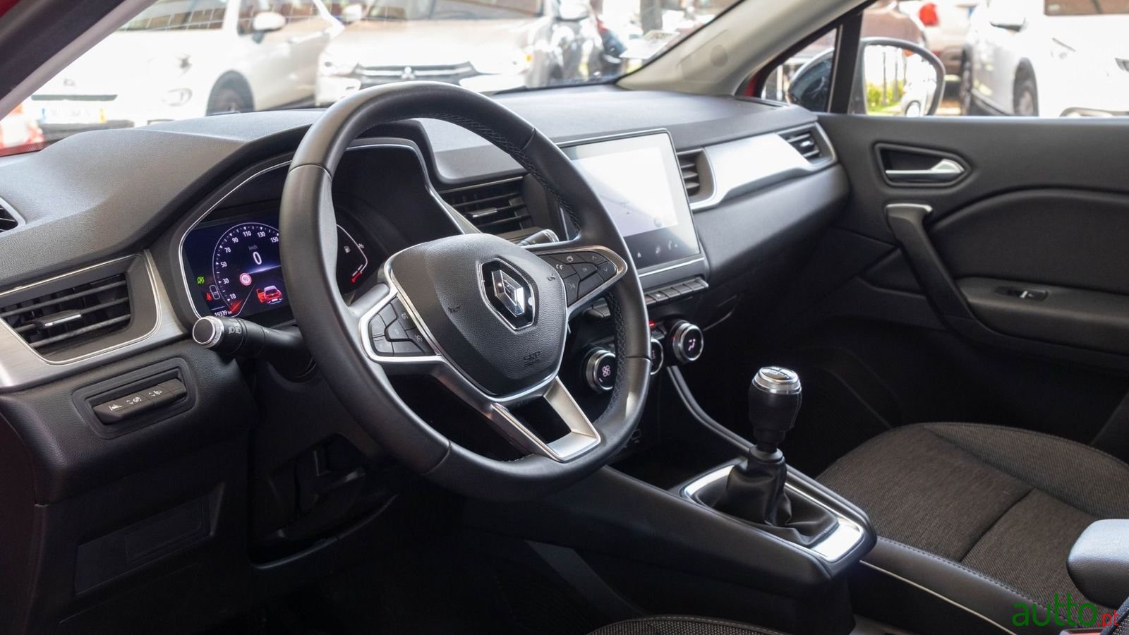 2021' Renault Captur photo #6