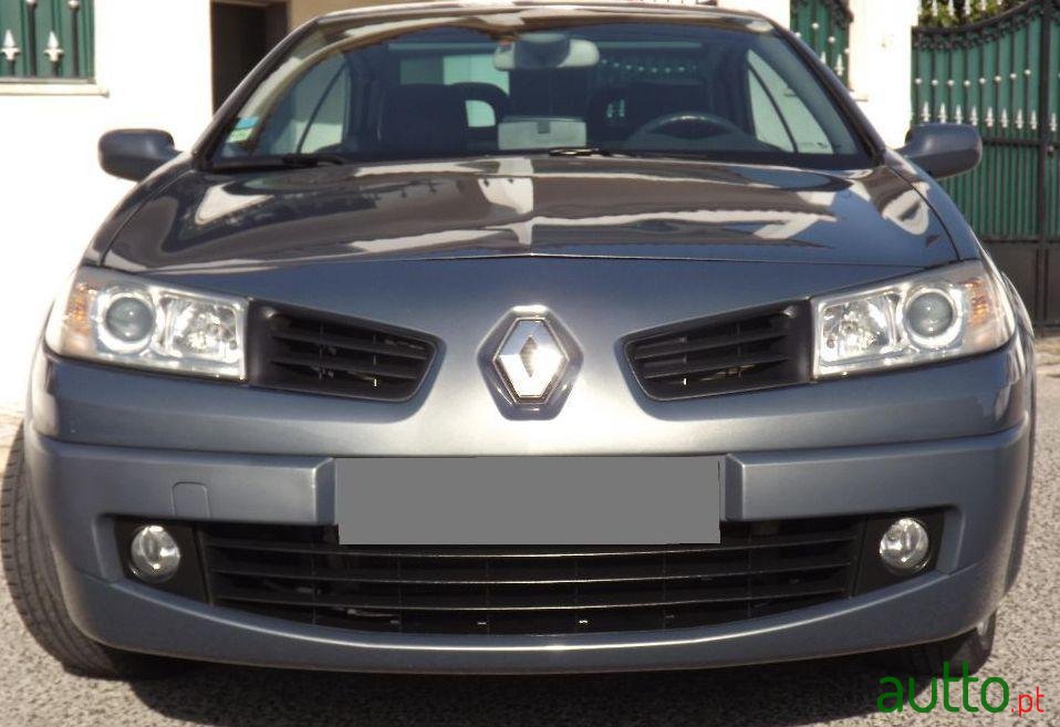 2006' Renault Megane photo #3