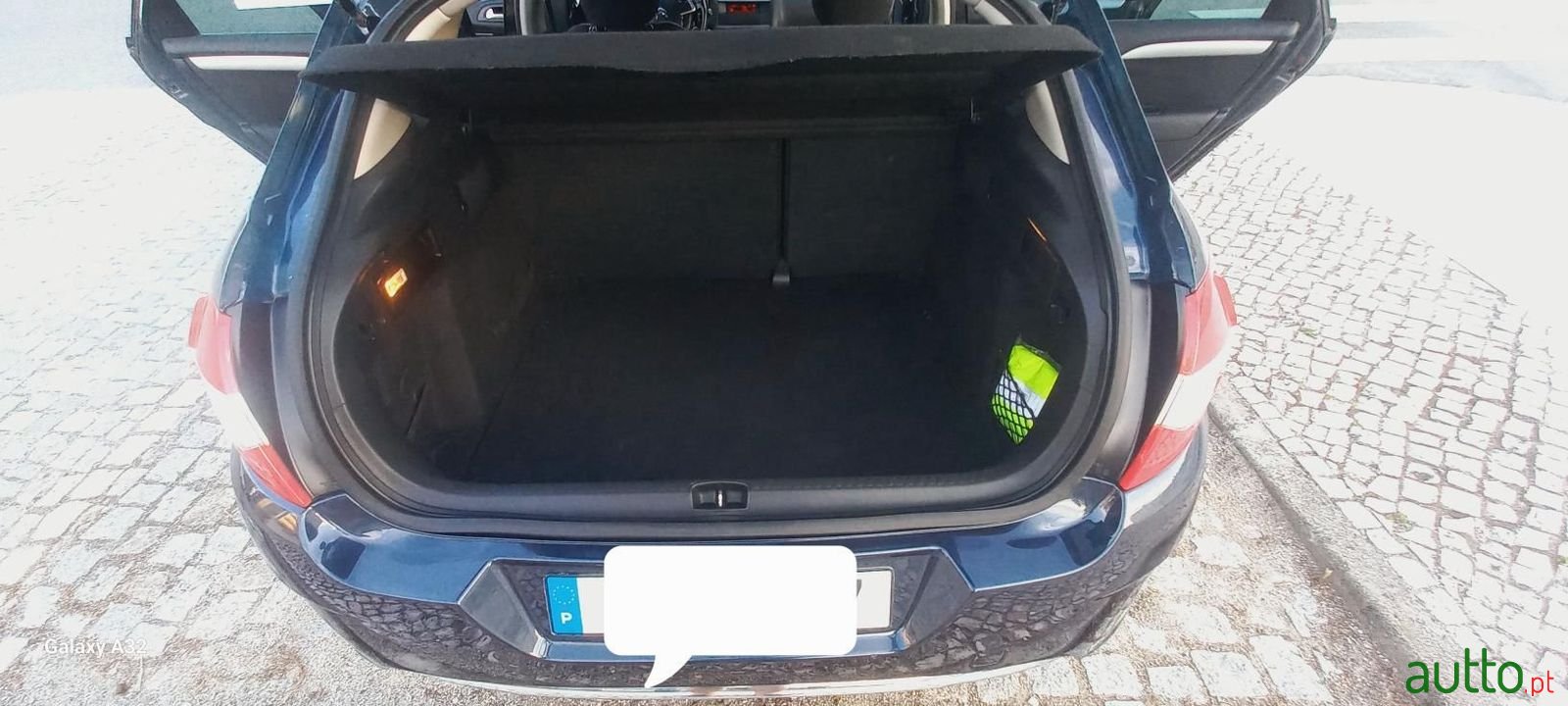 2011' Citroen C4 photo #4