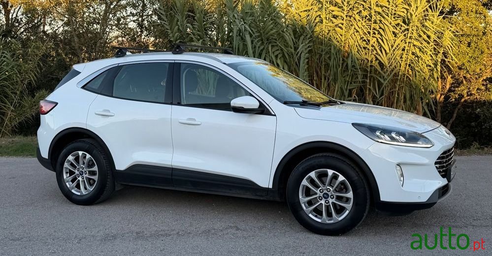 2021' Ford Kuga photo #1