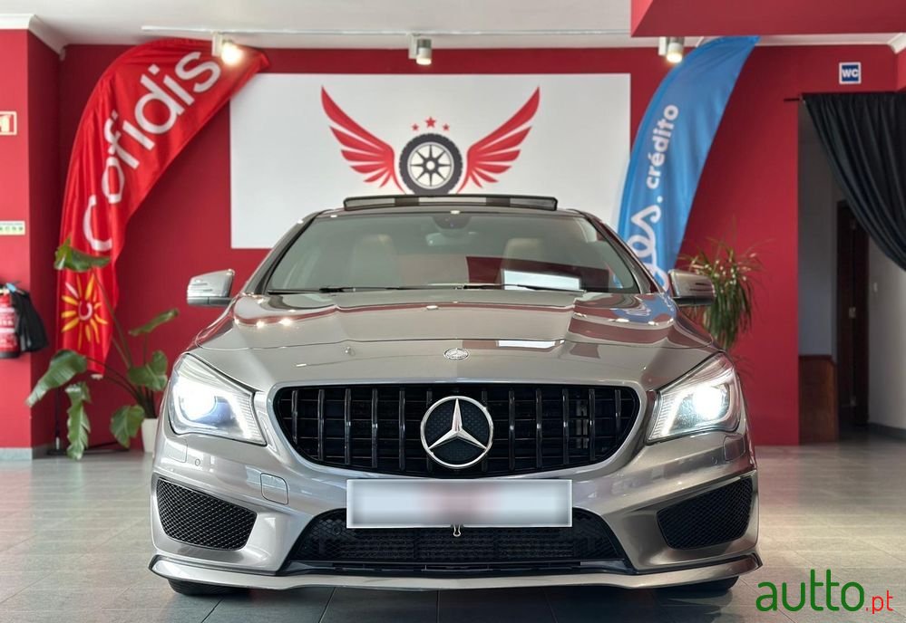 2013' Mercedes-Benz Classe Cla photo #2