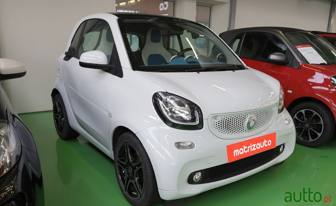 2014' Smart Fortwo photo #1