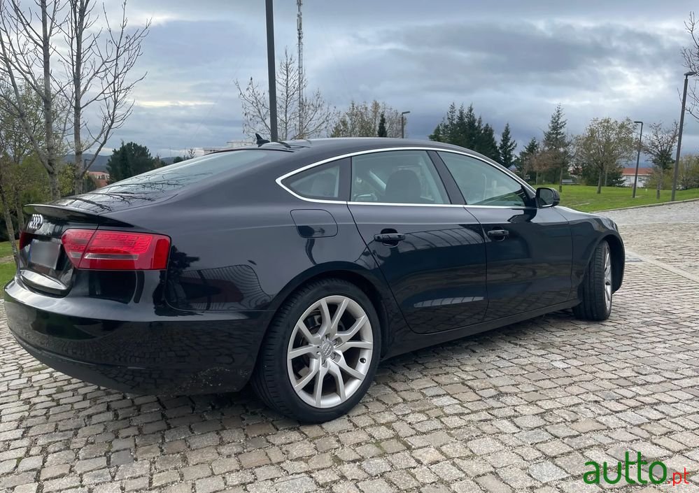 2010' Audi A5 Sportback photo #3