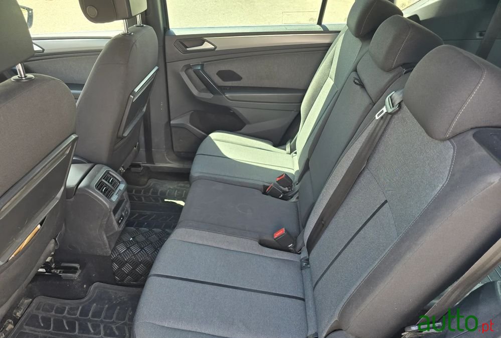 2019' SEAT Tarraco 2.0 Tdi Style photo #6