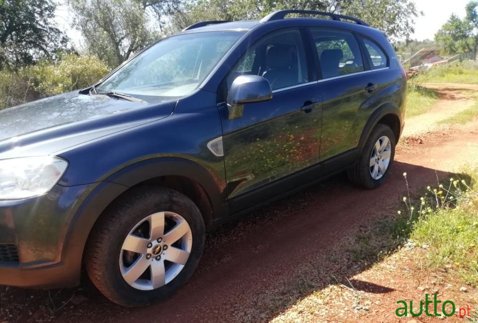 2009' Chevrolet Captiva photo #1