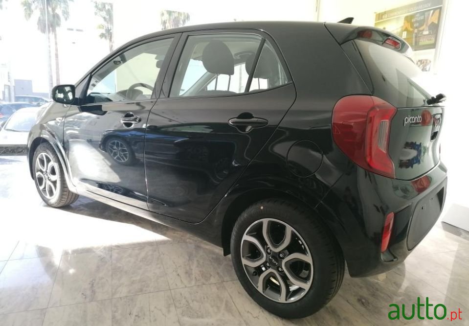 2021' Kia Picanto photo #5