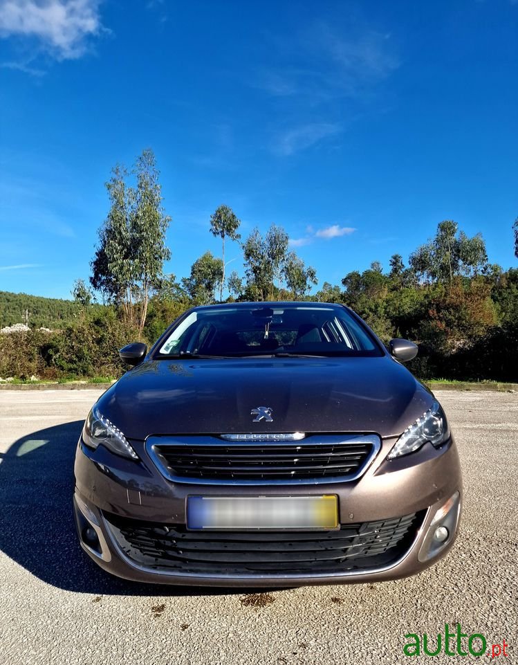 2014' Peugeot 308 1.6 Bluehdi Allure photo #5